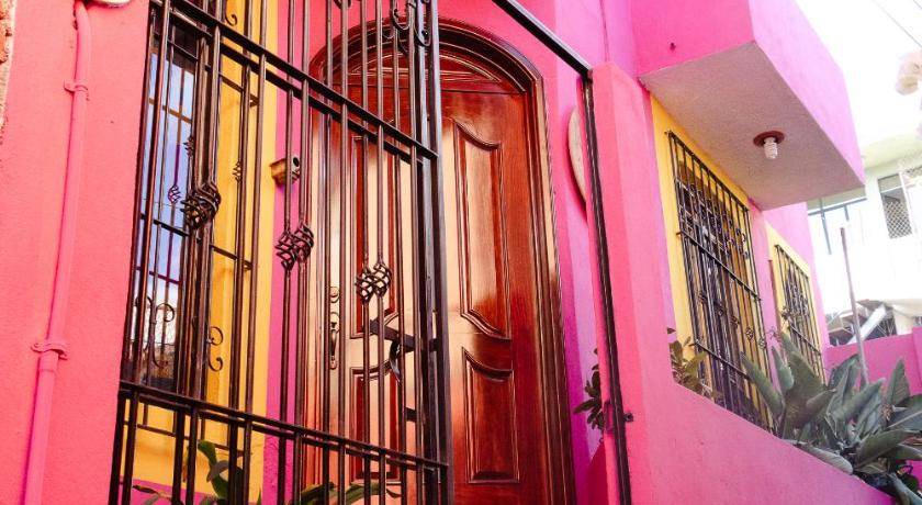 Calzada Madero House | 150 m² House ∙ 3 bedrooms ∙ 8 guests