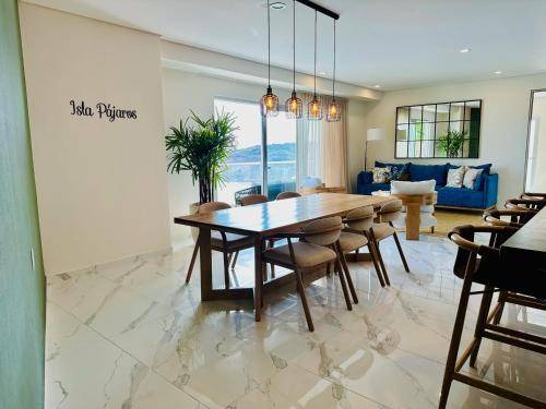 Zona Dorada Apartment | 172 m² Apartment ∙ 3 bedrooms ∙ 8 guests