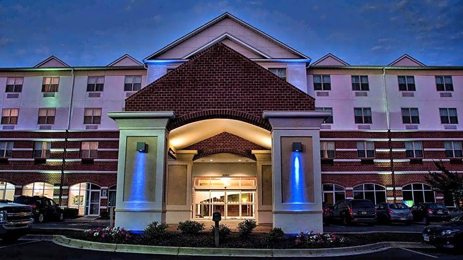 La Plata Hotel | 2-Star Hotel ∙ Holiday Inn Express La Plata, an IHG Hotel