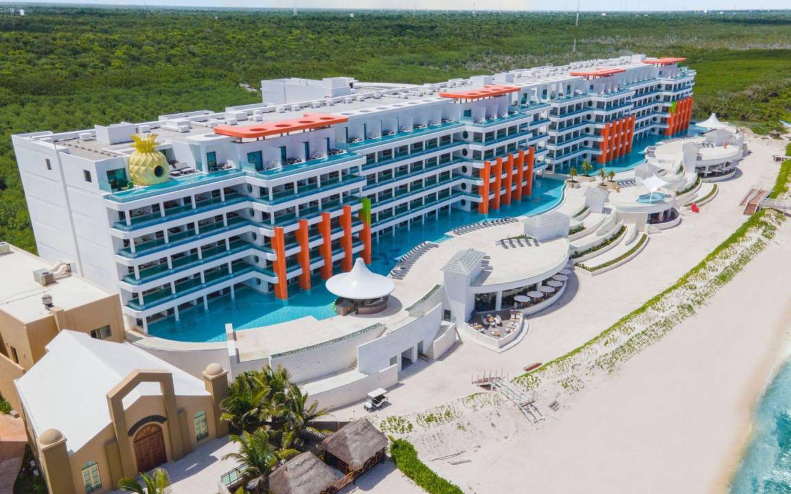 Villa Juarez Resort | 220 m² Resort ∙ 2 bedrooms ∙ 127 guests