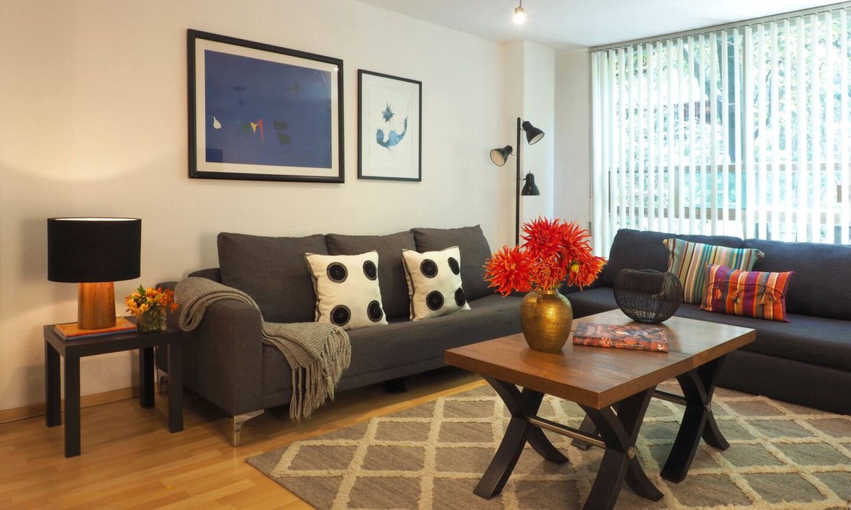 Cuauhtemoc House | 3-Bedroom w/Balcony/Terrace & Gym/Reforma