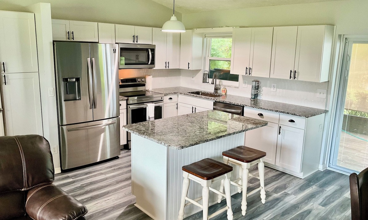 Sun 'N Lake House | 4 For Fore!