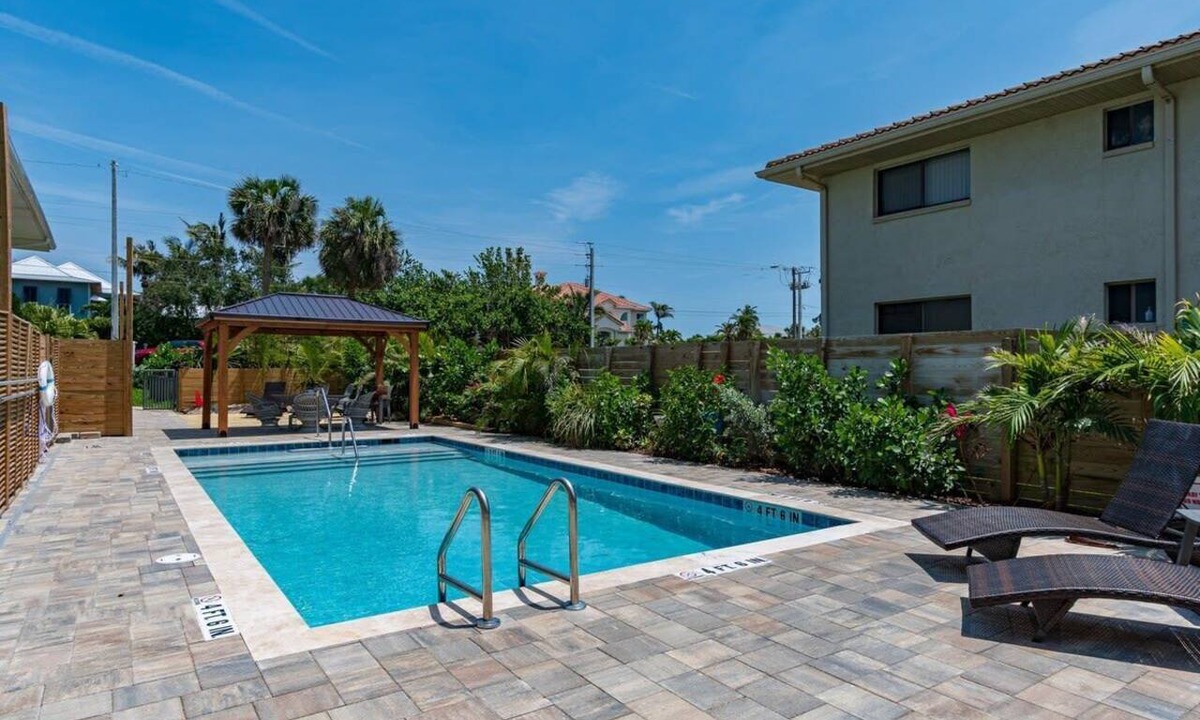 Cocoa Beach Apartment | 400 South - Unit E