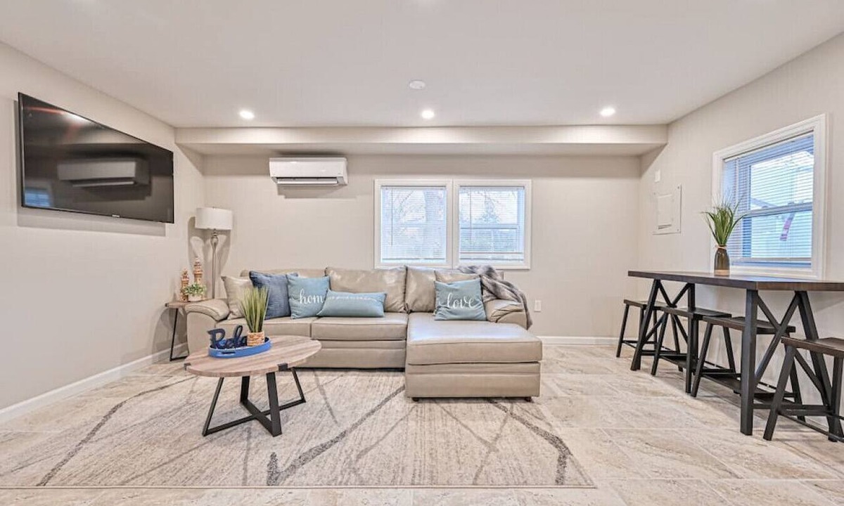 Somers Point Condo | 653 3rd St Unit 1 · AfterDune Delight 2BR Near Beach
