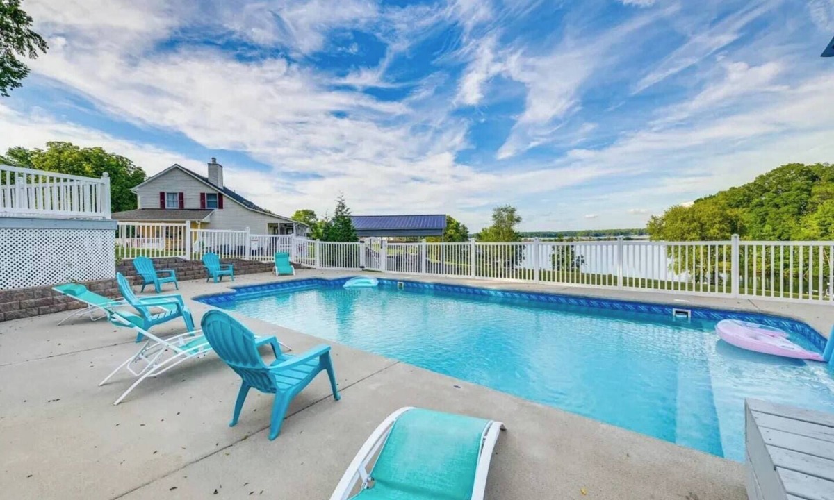 Aspen Hill House | All Deck'd Out-Vacation Rental w/Private Pool-Voted Best Rental Lake Anna 2026