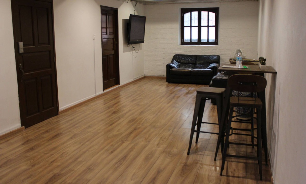 Roma Norte Apartment | Amplio y cálido departamento en Colonia Roma/Warm And Spacious apartment