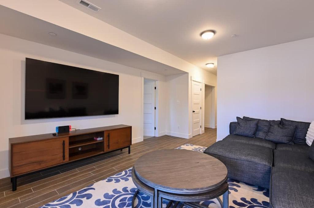 Arnold House | Annapolis Getaway on the Magothy