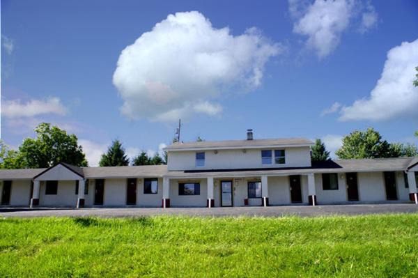 Vernon Hotel | Appalachian Motel