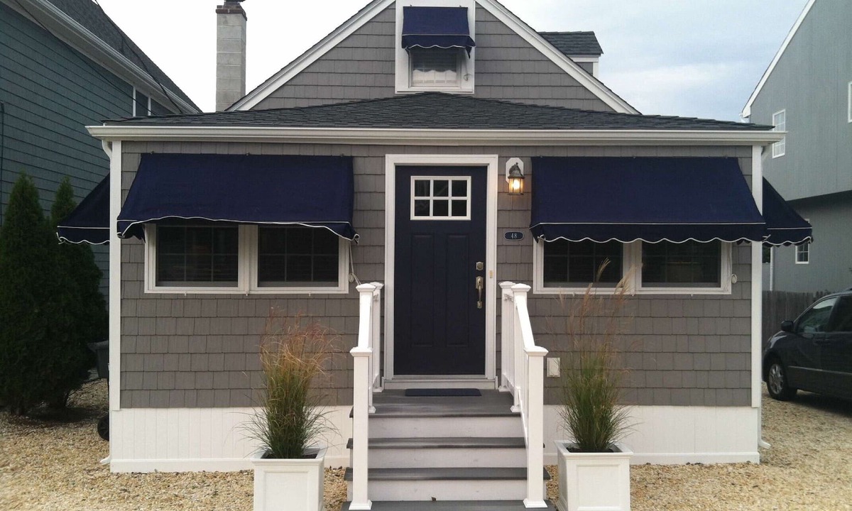 Normandy Beach House | Beach Block in Normandy Beach! Steps from beach and only local market!