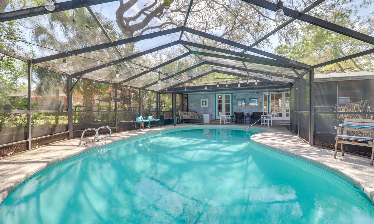 Jacksonville Beach House | Beach Retreat in Jacksonville: Pet/Family-Friendly