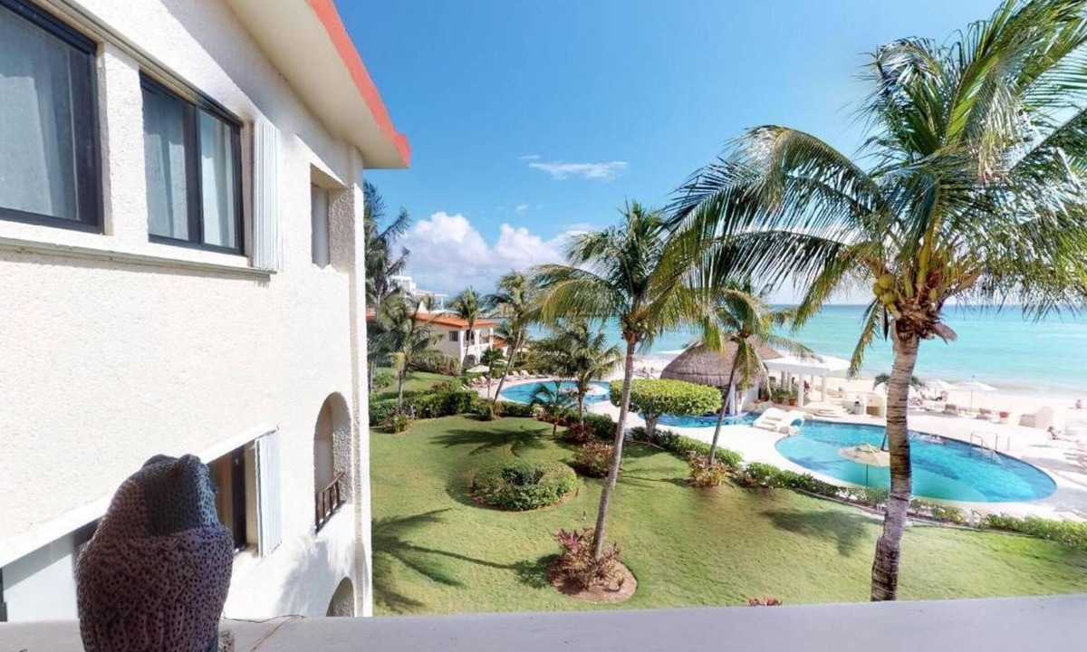 Playacar Fase I Condo | Beachfront Condo in Playacar Stunning Ocean Views 7204