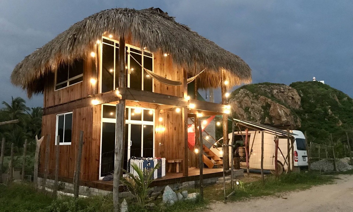El Azufre Cabin | Beautiful cabin on beach, steps from the beach and great surf, peaceful location