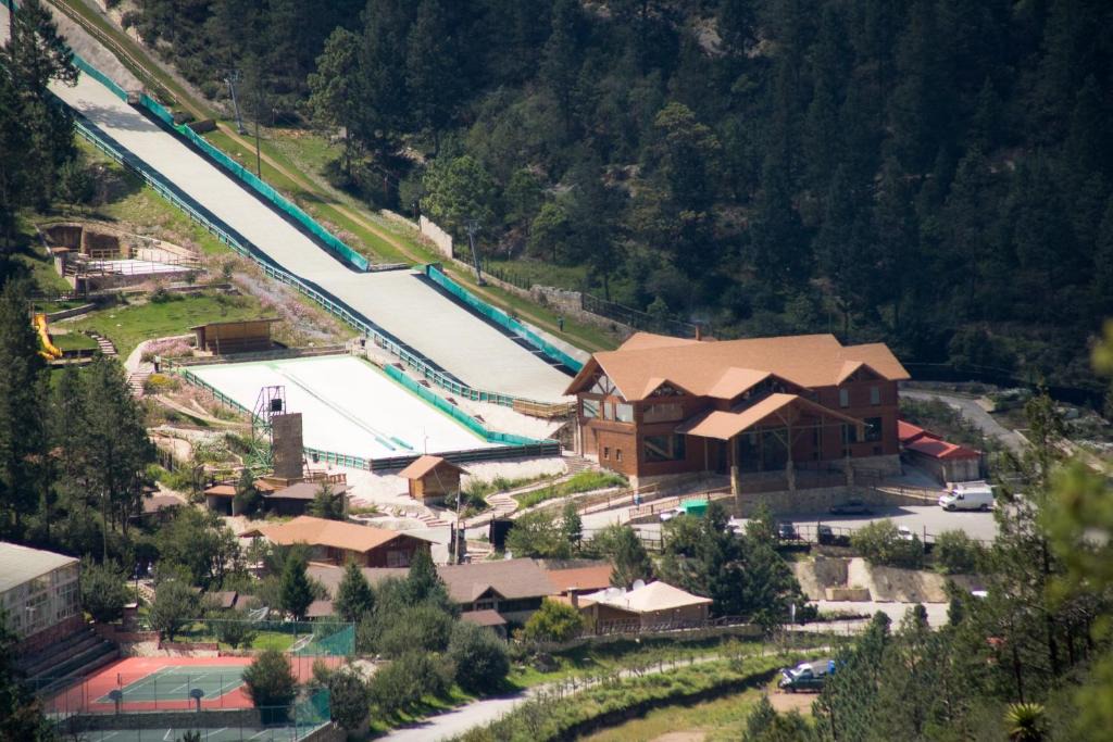 San Antonio de Las Alazanas Hotel | Bosques de Monterreal