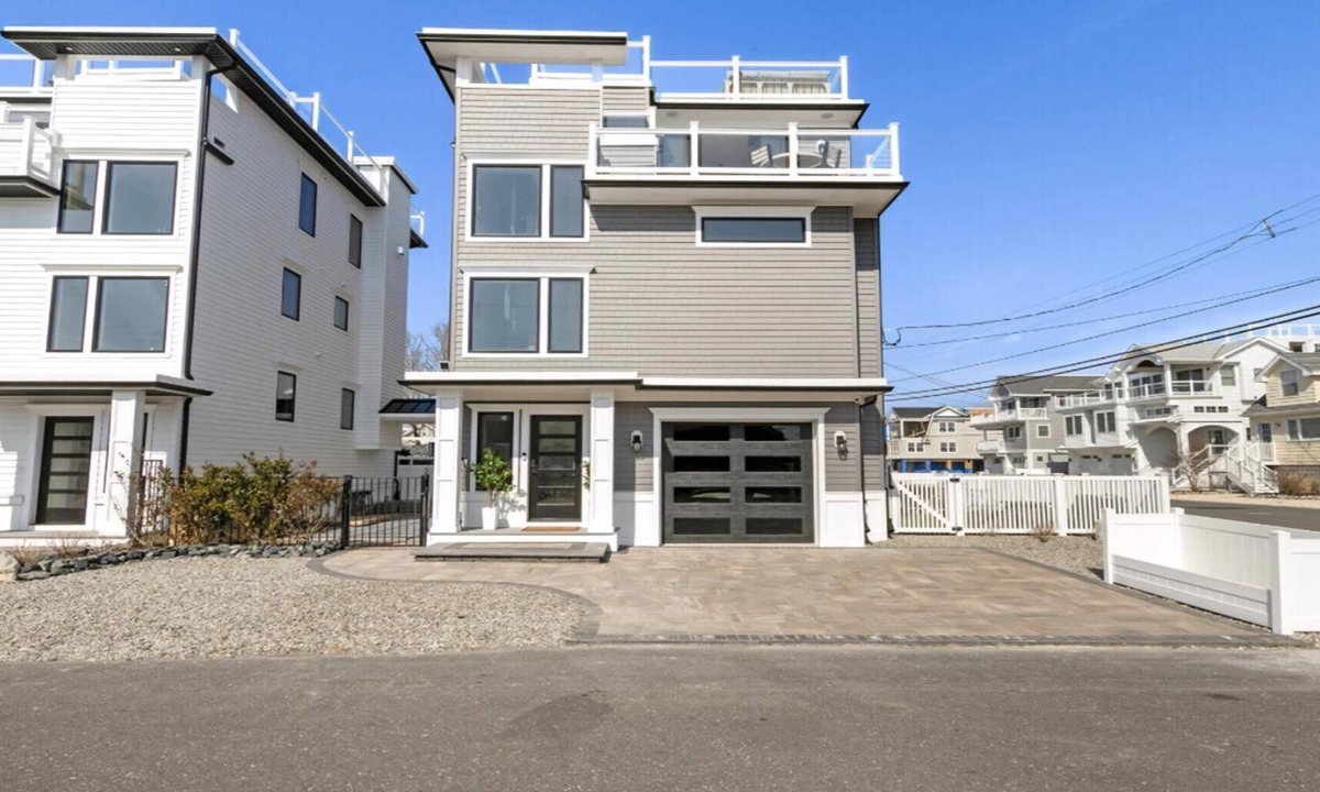 North Beach Haven House | Brand New Construction with pool in North Beach Haven Luxury Bay-View Retreat