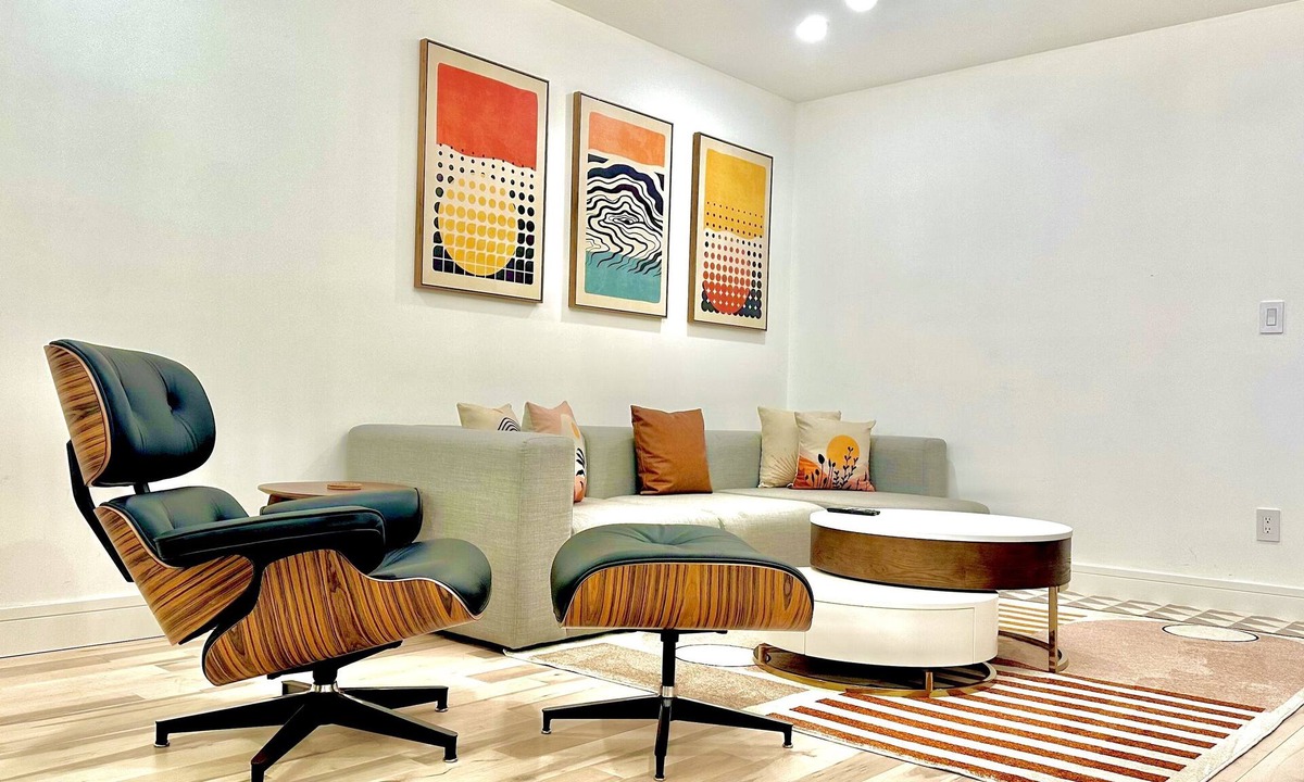 Bedford-Stuyvesant Apartment | Bright, warm, luxe hideaway”w” private backyard