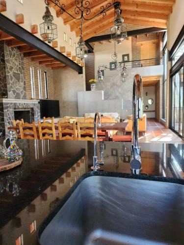 Tapalpa Ski Chalet | Cabaña del Bosque Tapalpa Country Club L7M15 QueridaEstancia