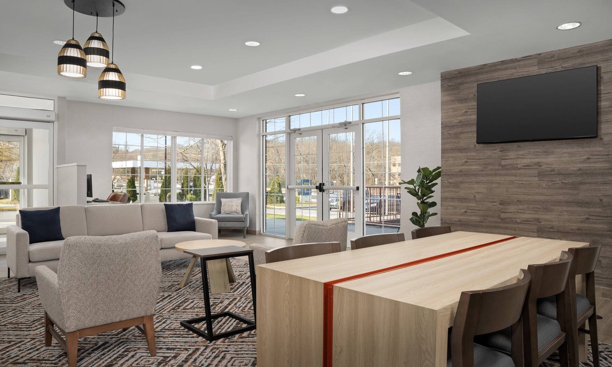 Mount Vernon Hotel | Candlewood Suites Alexandria - Fort Belvoir by IHG