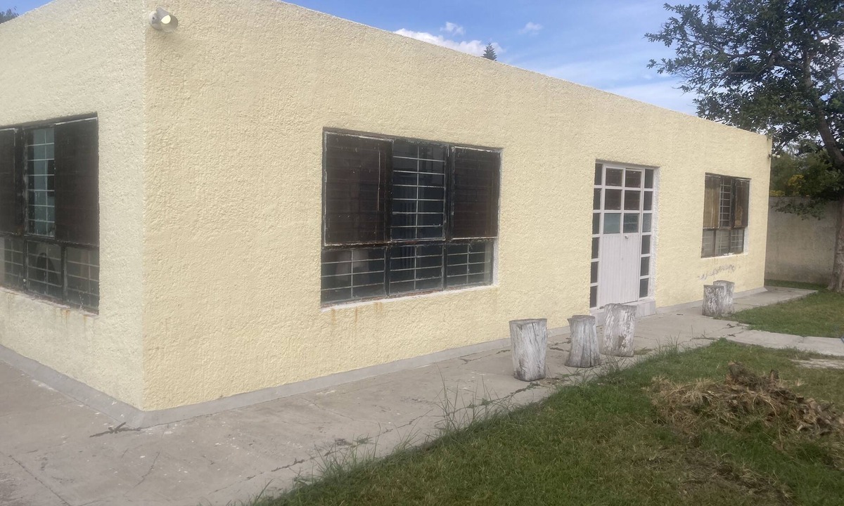 Tlajomulco de Zuniga House | Casa campestre donde tocan suavemente los rayos del amanecer! Venga a R-E-L-A-X!