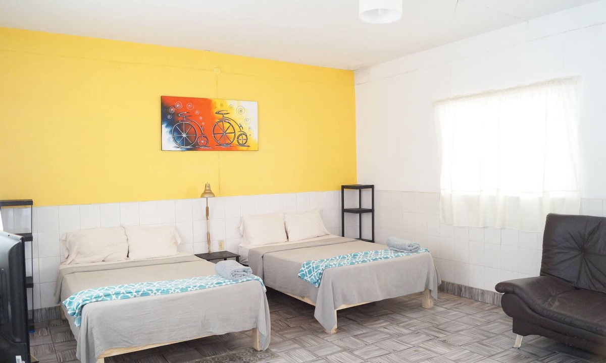 Guadalajara Bed & Breakfast | Casa de los Soles B&B Hostel