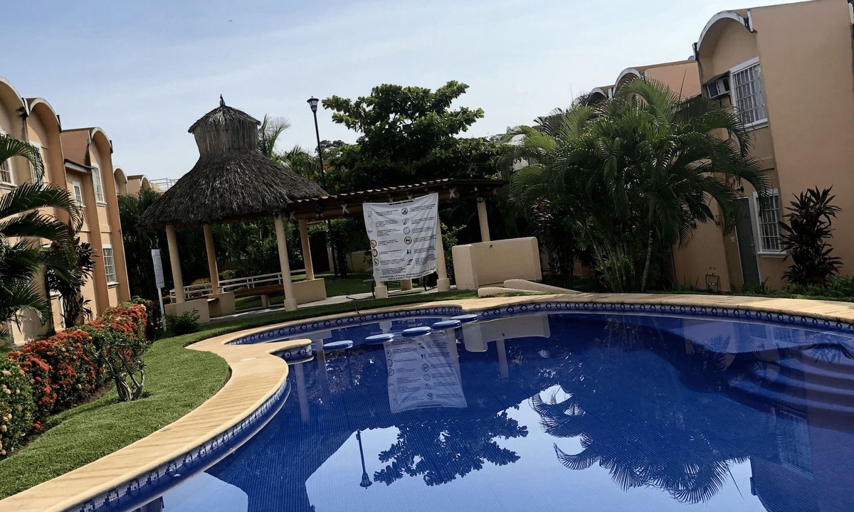 Ixtapa House | Casa Erika amueblada cerca de playa