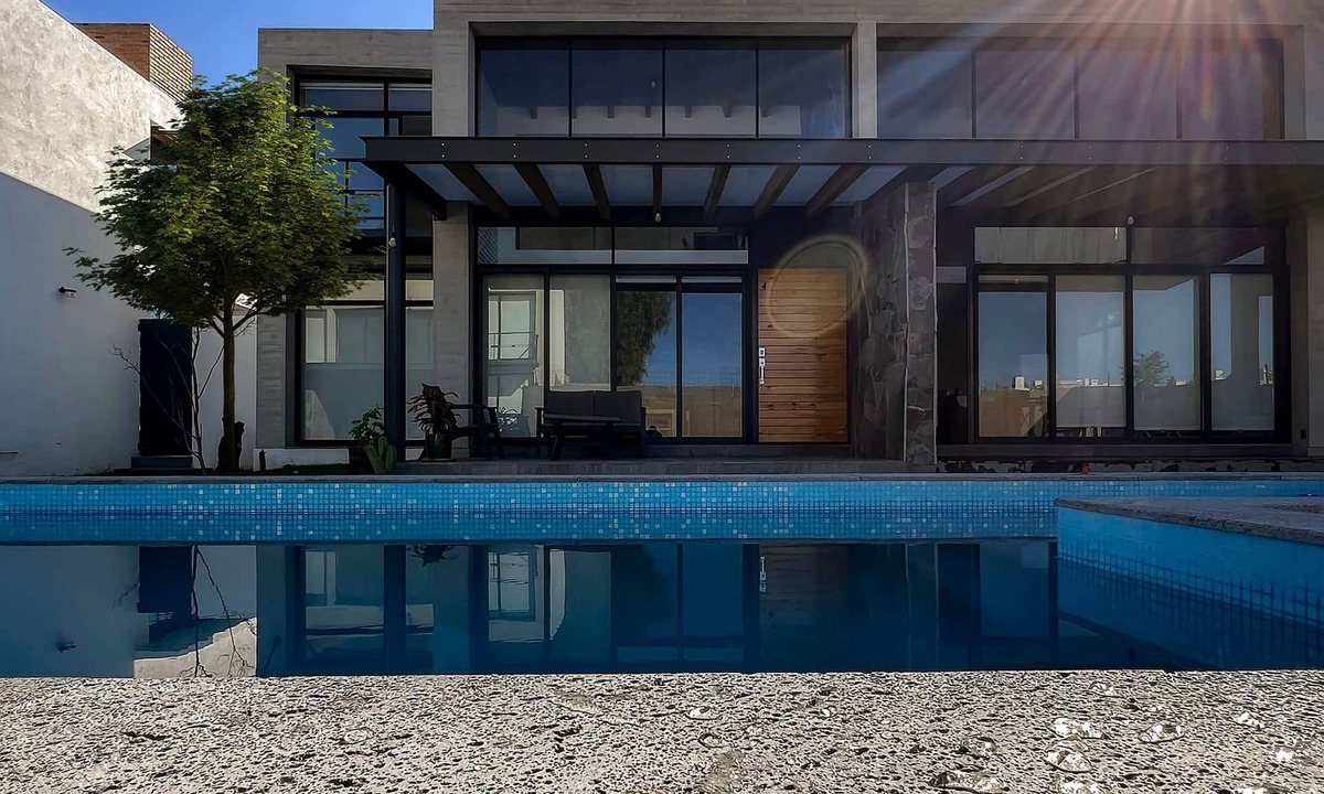 Centro House | Casa Loft a 5 min del Centro de Tequisquiapan con Terraza Frente a la Alberca