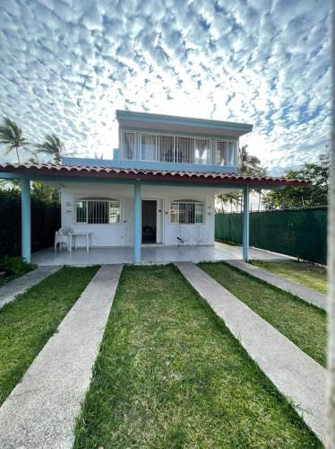 Perula House | Casa Margarita 3BR Private Home with Balcony