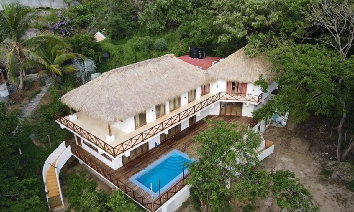 San Agustinillo House | Casa Olalé : Beautiful House, San Agustinillo Beach, Swimming Pool, Tranquility