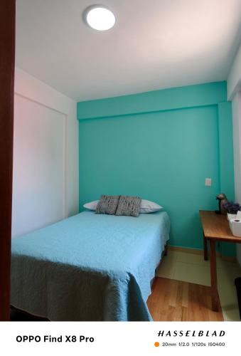 Postal House | Castilla 319