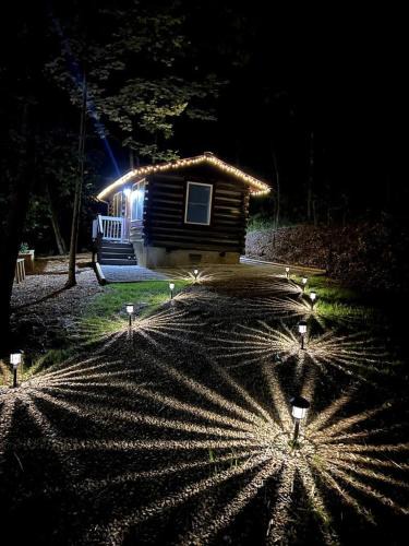 Franklin House | Charming Vintage Caravan Rental in Franklin, North Carolina for Mountain Glamping Escape