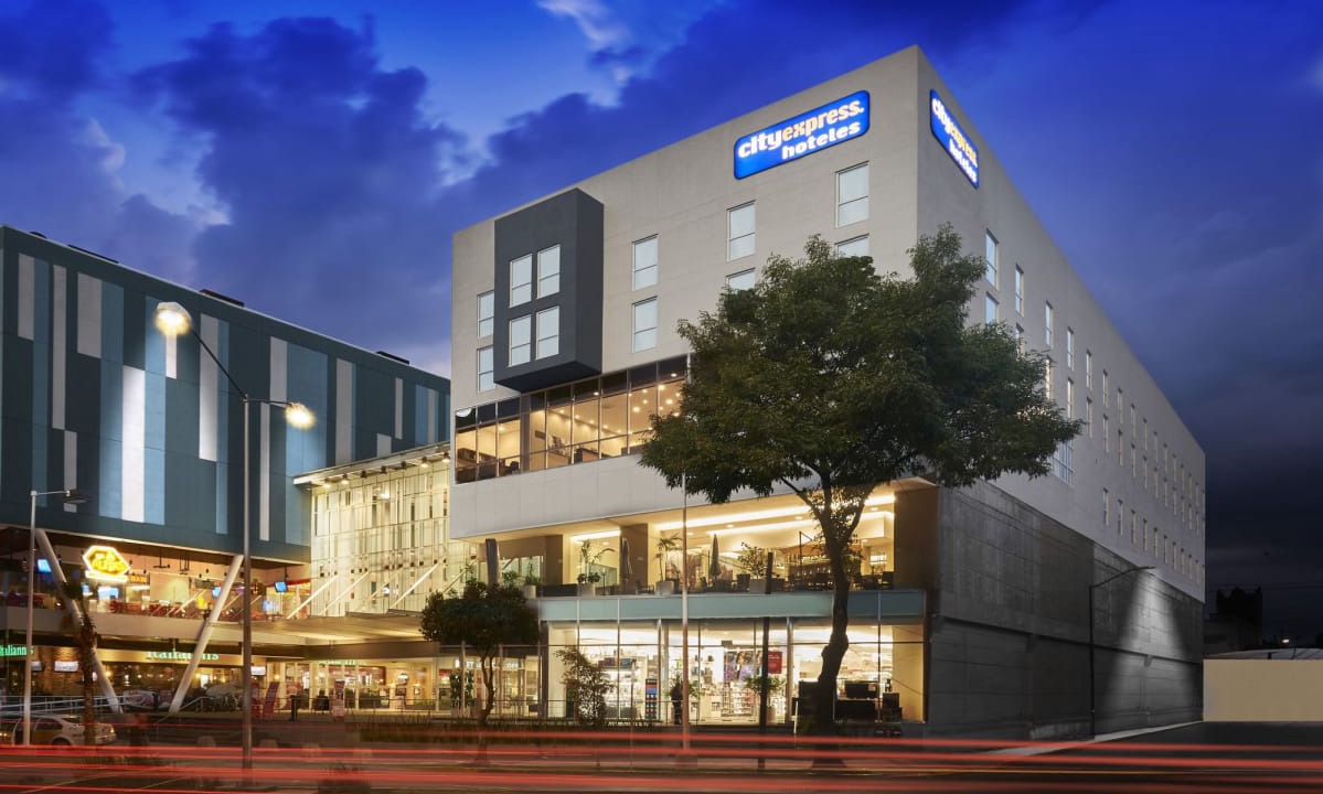 Azcapotzalco Hotel | City Express La Raza