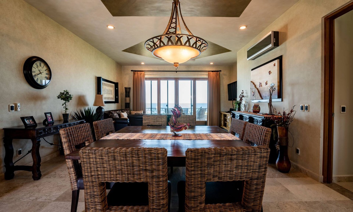 Cerritos Apartment | Classic and comfy upper condo at Sol Pacífico Cerritos