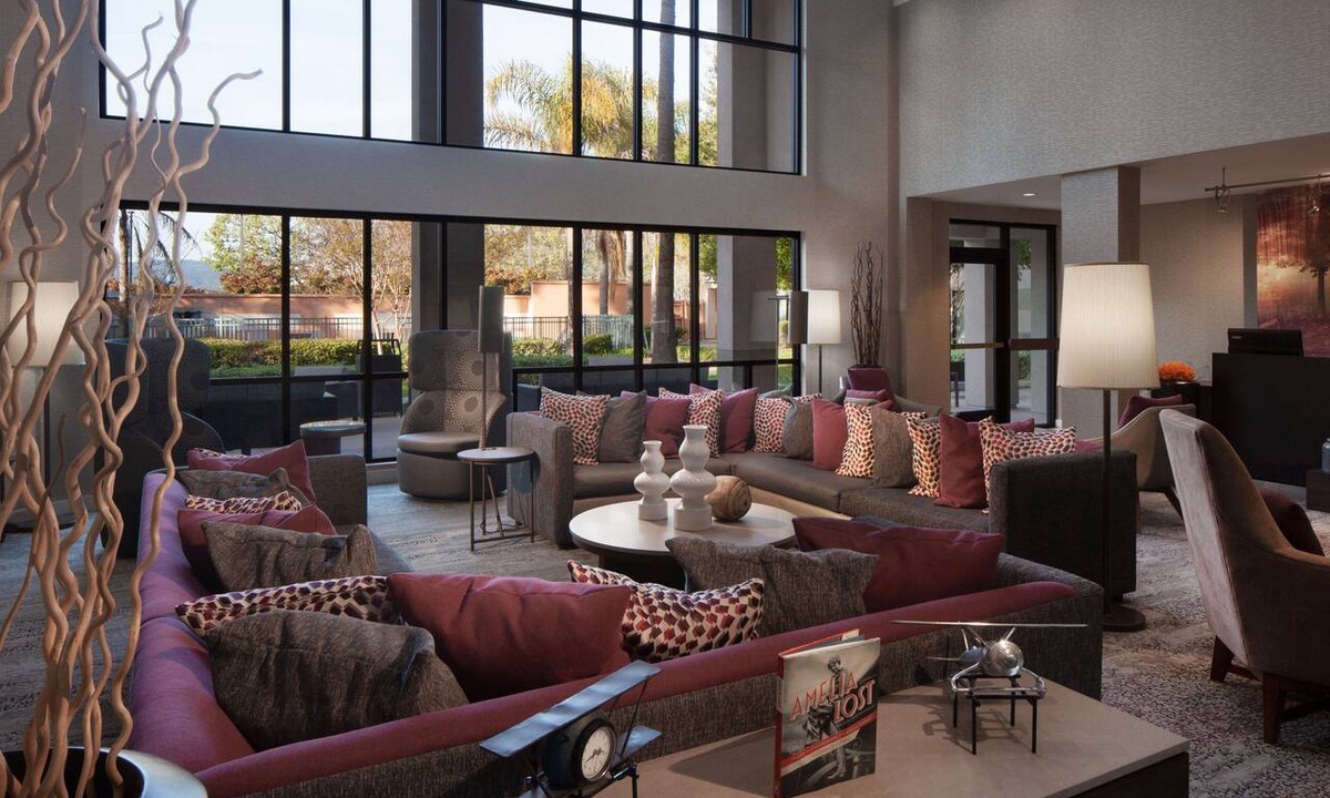 Oakland Hotel | Courtyard by Marriott Oakland Airport