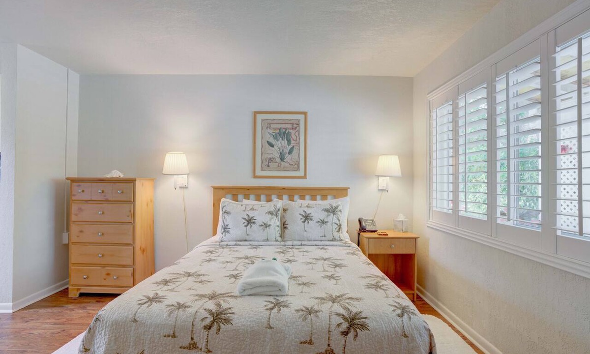 Tequesta Apartment | Cozy Suite- Kitchenette, Free Parking - Room 0