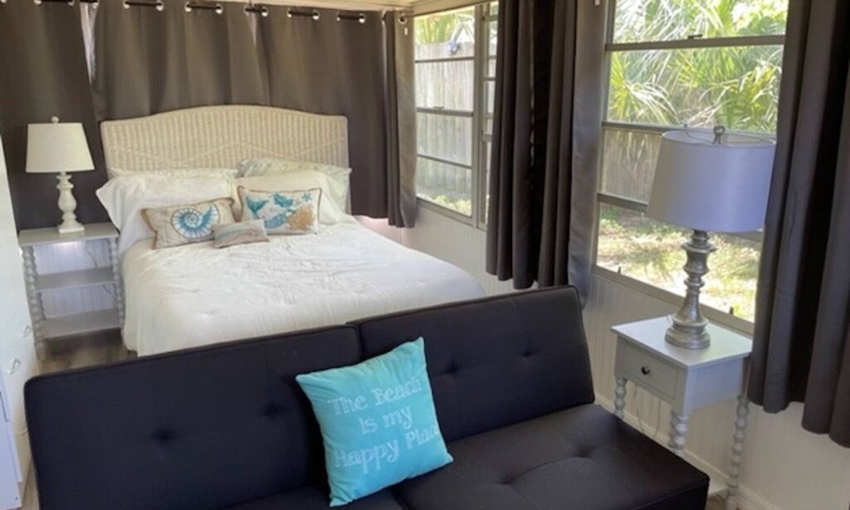 Ormond-by-the-Sea Apartment | Cute & Cozy Studio Apartment at the beach!