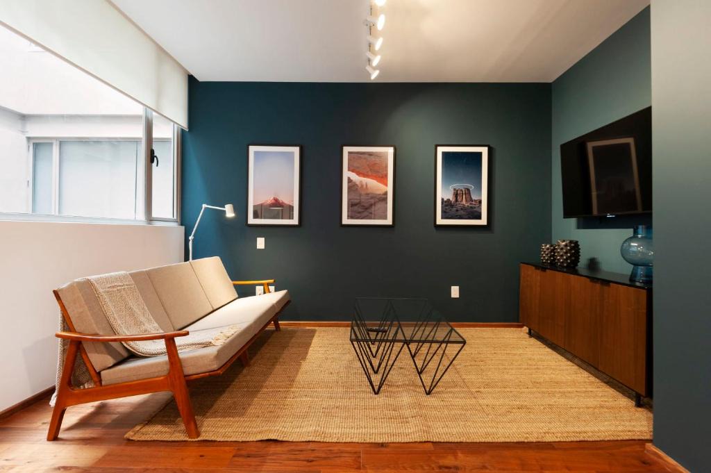 Colonia Roma Apartment | Dazzling 2BR in Roma Norte