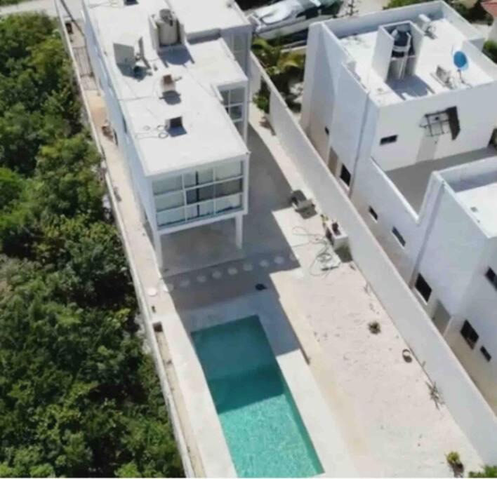 San Benito House | Divers Paradise