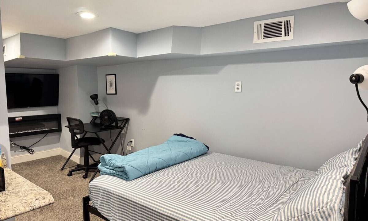Downtown Baltimore Villa | Downtown Suite - Close to Topgolf, Horseshoe Casino, UM Baltimore