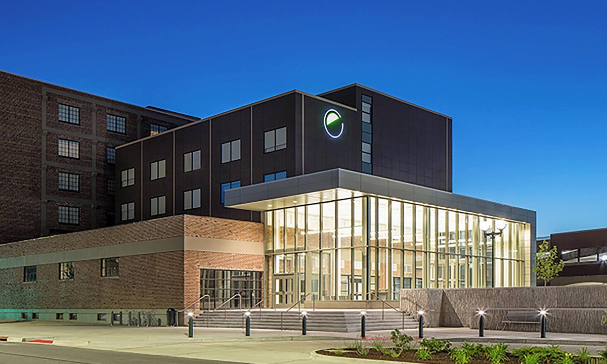 Moline Hotel | Element by Marriott Moline