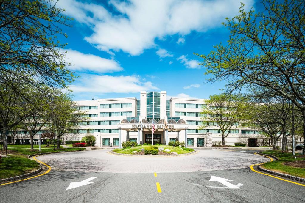 Parsippany Hotel | Embassy Suites Parsippany