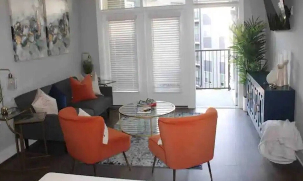 North Decatur Apartment | Emory CDC Wifi Pool 15 min to Downtown
