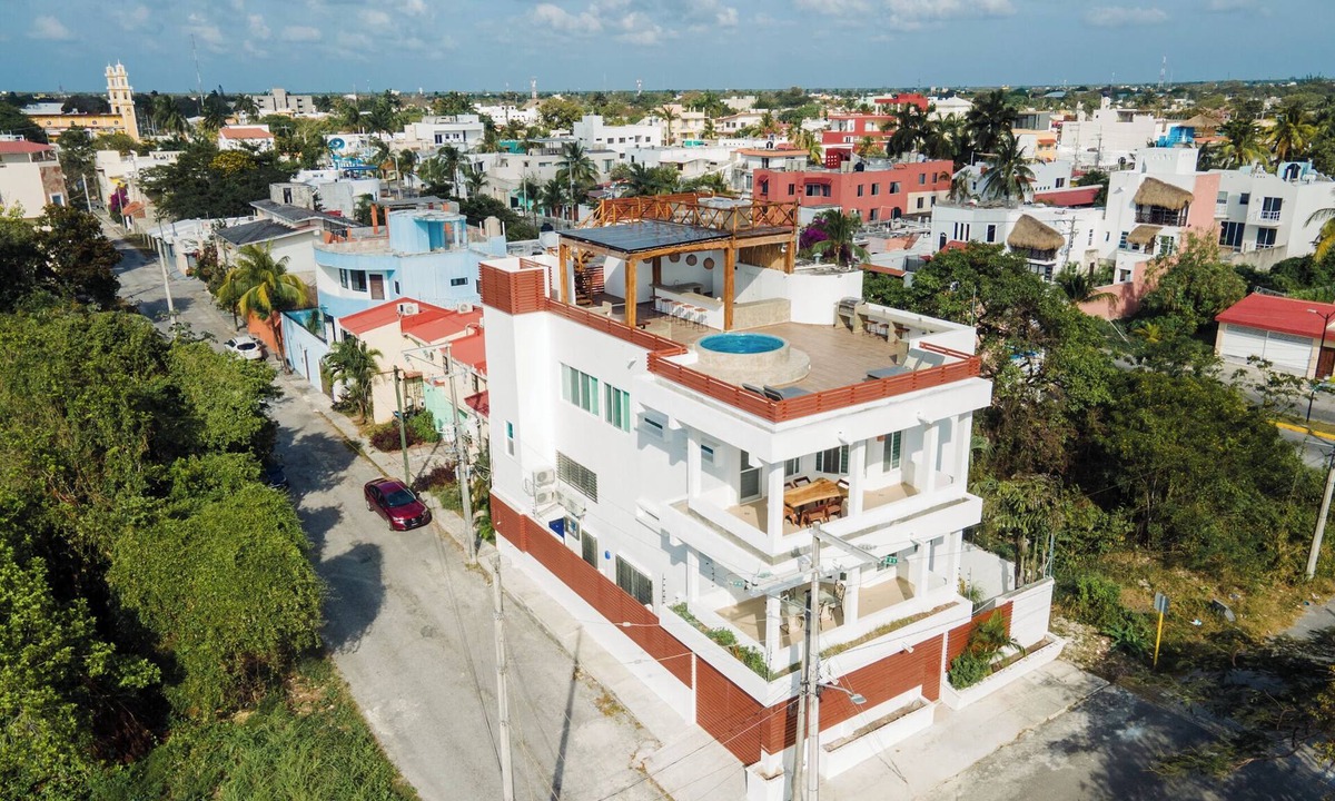 Colonia Andres House | Entire Home in Beautiful Corpus Christi Cozumel- 4 Bedrooms, AC and Wifi