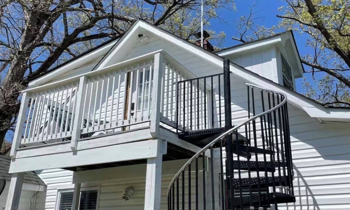 Brandywine Apartment | Farm Studio w/Bath+Kitchen+Laundry. Home Gym+SAUNA