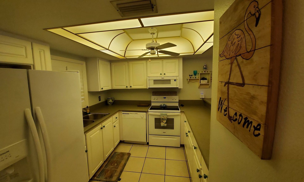 Ormond Beach Condo | Flip Flops At The Beach