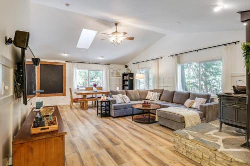 Sonora House | Forest-View Retreat: Grill & Fireplace in Sonora