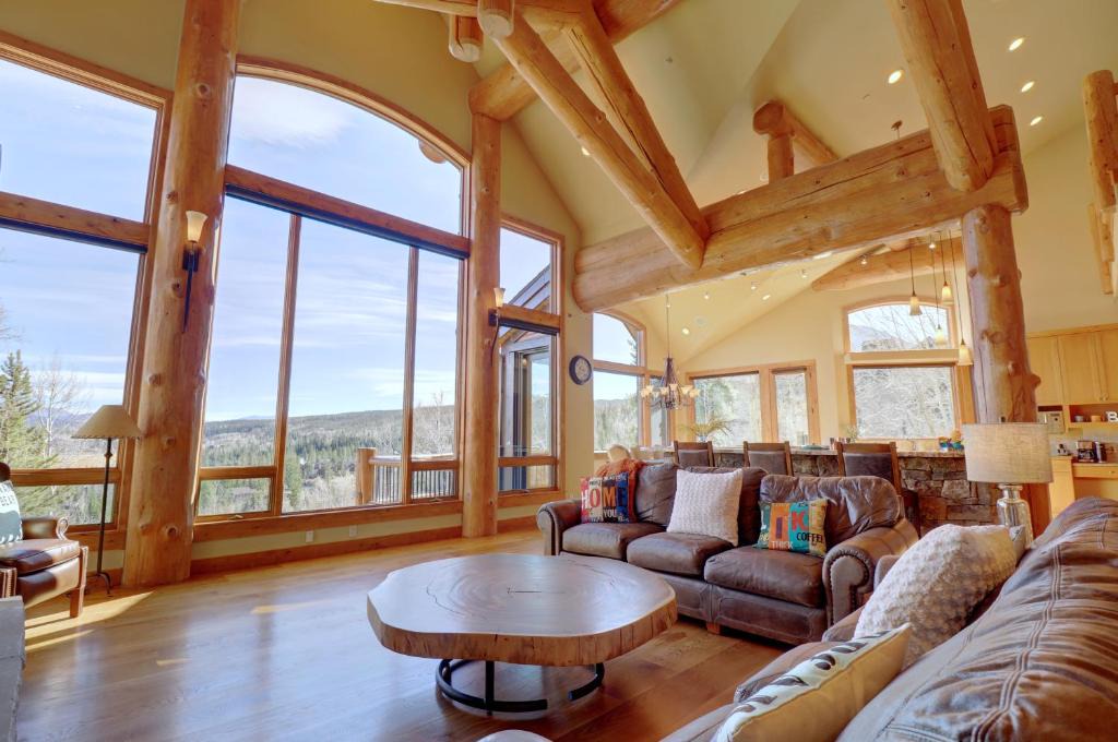 Three Peaks House | Good Elevations on Two Cabins Drive