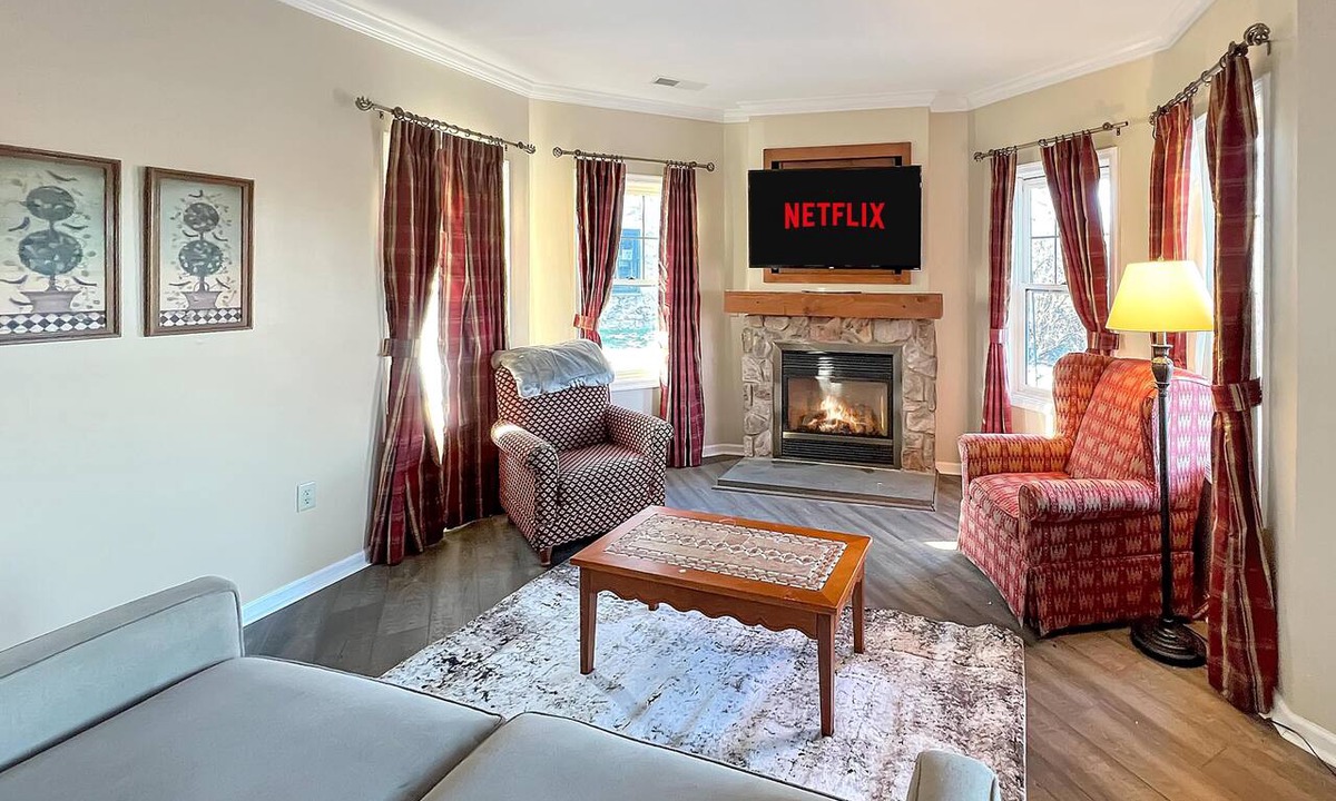 Vernon Condo | Ground‑Level 3BR in Black Creek Sanctuary Across from Mountain Creek #07-11