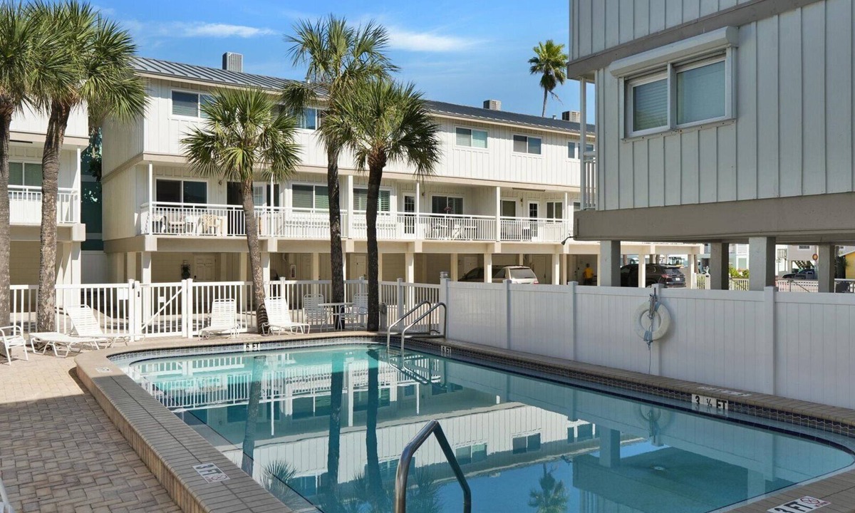 Indian Rocks Beach House | Gulfside Villas Unit 12