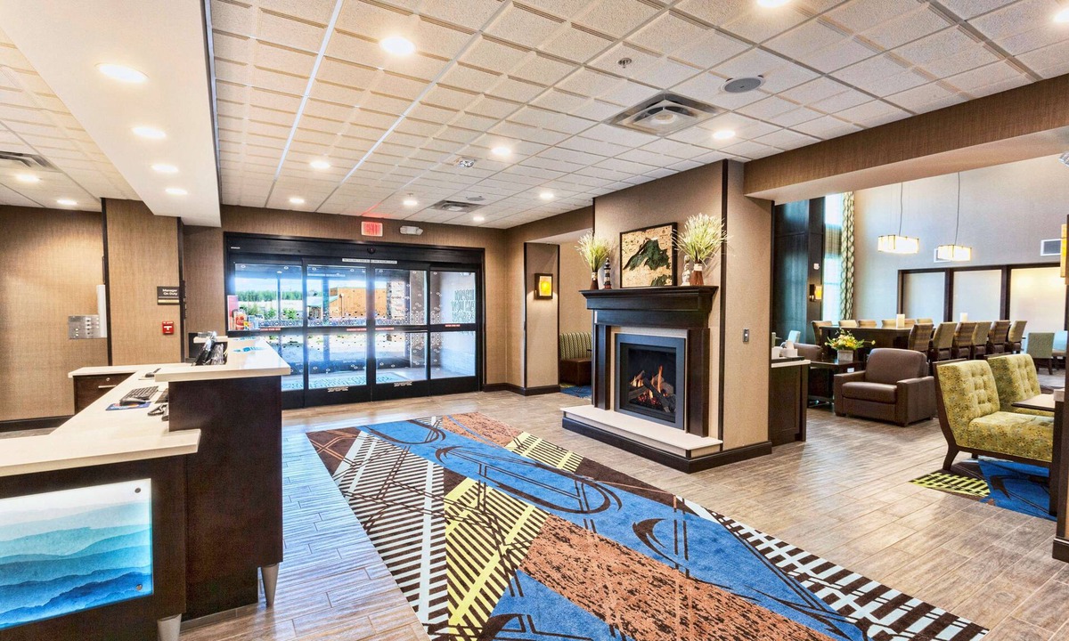 Duluth Hotel | Hampton Inn & Suites Duluth North/Mall Area
