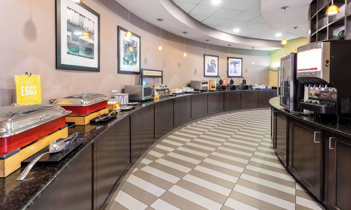 Hershey Hotel | Hampton Inn & Suites Hershey