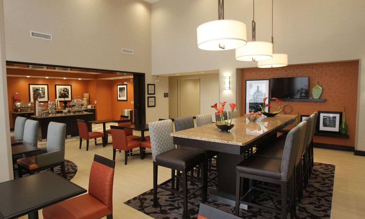 Seneca Hotel | Hampton Inn & Suites Seneca-Clemson Area